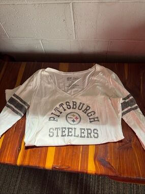 NFL Pittsburgh Steelers White V-Neck Long Sleeve Tee with Gray Stripes